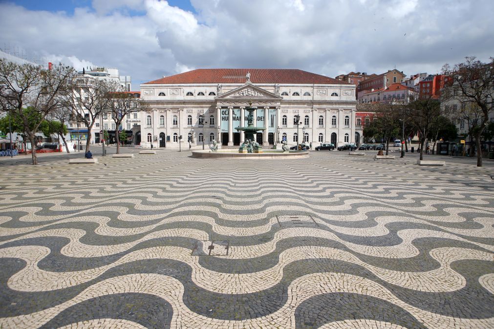 Governo escolhe Pedro Penim para novo diretor do Teatro ...