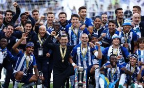 FC Porto arranca a época com 24 jogadores às ordens de Conceição