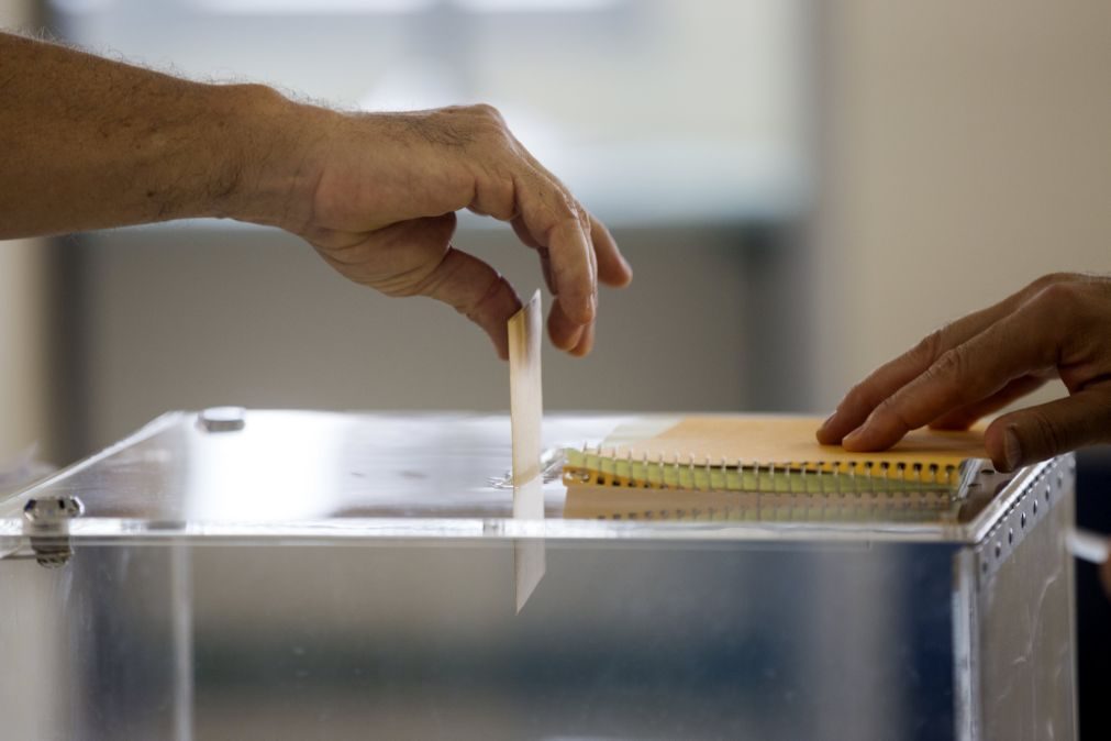 Comissão eleitoral de Macau não vê ilegalidade no apelo de escolas privadas ao voto