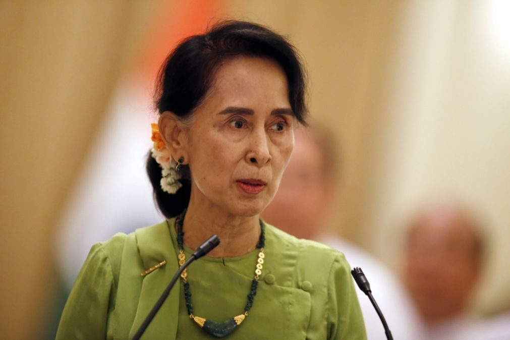 Aung San Suu Kyi falta à Assembleia-Geral da ONU para se centrar na crise dos 'rohinyga'