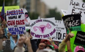 Centenas manifestam-se em Washington pelo direito ao aborto