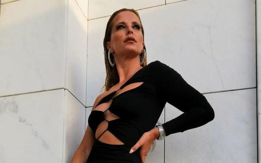 Cristina Ferreira de vestido justo e decote revelador deixa todos de ‘boca aberta’ [vídeo]