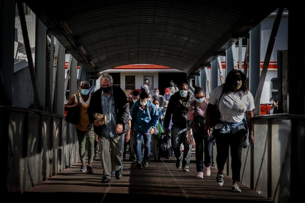 Greve parcial dos trabalhadores da Soflusa com adesão de 50%