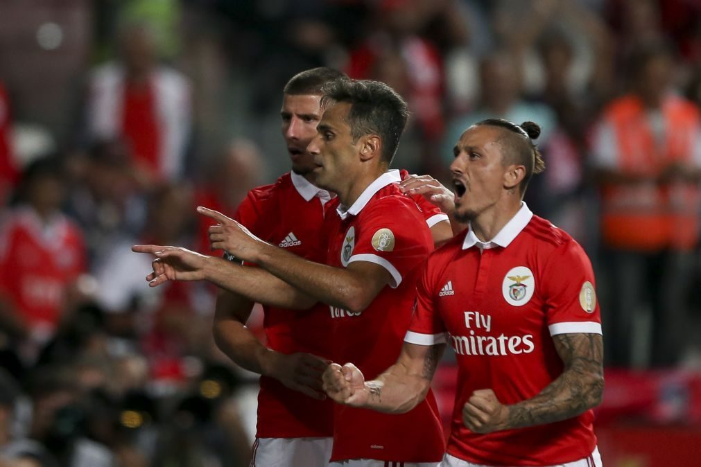 FC Porto e Benfica tentam recuperar, Sporting em noite de gala com 'Barça'