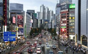 Esperança média de vida no Japão cai pela primeira vez numa década
