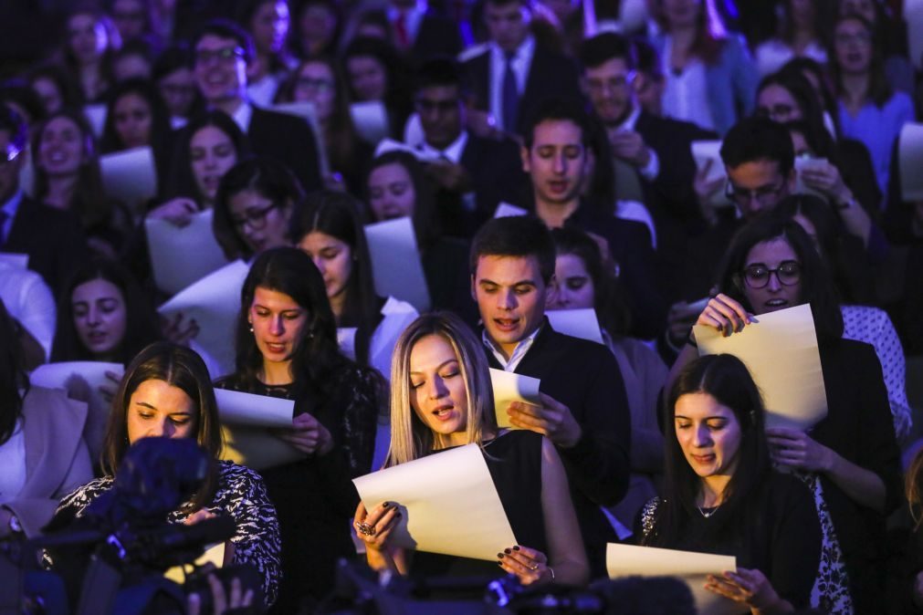 Publicada criação de 500 vagas para estágios de jovens na administração pública