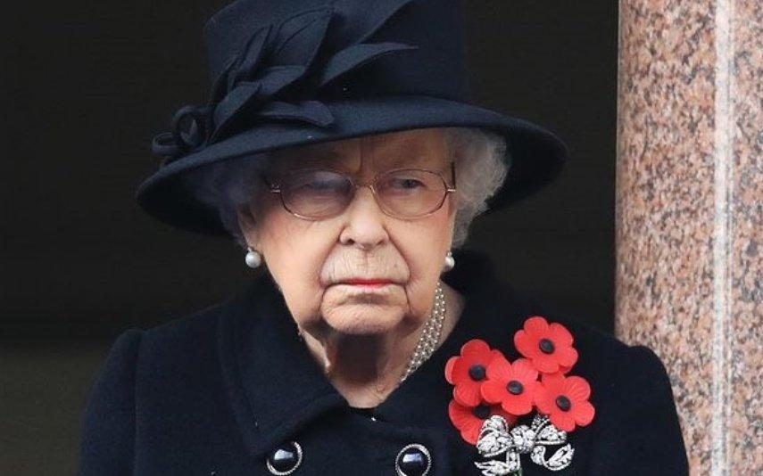 Rainha Isabel II - De luto. Morreu uma amiga de infância da monarca