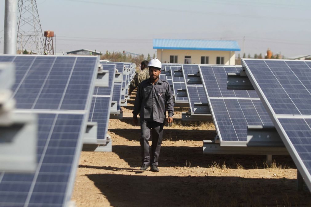 Banco da África Ocidental apoia construção de centrais solares na Guiné-Bissau