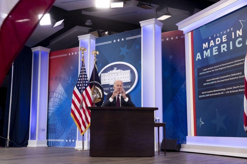 Biden comemora 21.º aniversário dos atentados no Pentágono