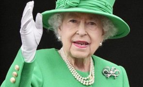 Rainha Isabel II, a monarca que não nasceu para ser rainha mas ocupou o trono durante 70 anos