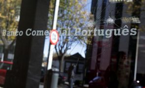 Bolsa de Lisboa fecha em baixa com BCP a descer 5,20%