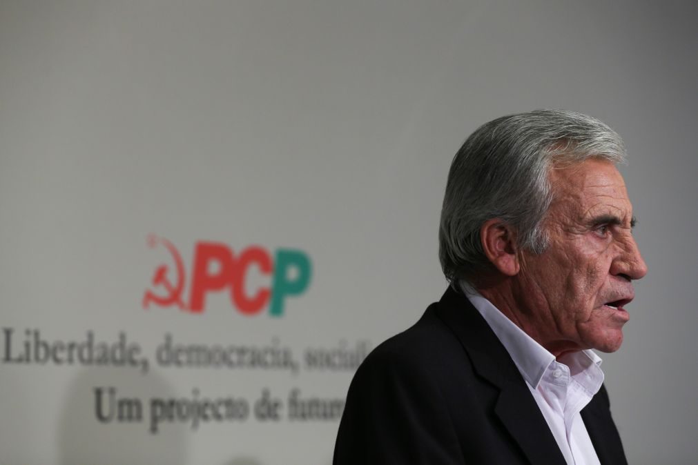 Jerónimo de Sousa: «Futuro do Governo do PS está nas mãos do próprio PS»