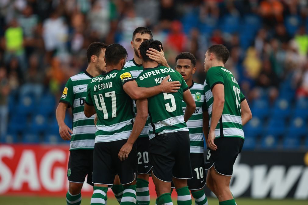 Sporting vence Santa Clara e sobe provisoriamente a quinto da I Liga