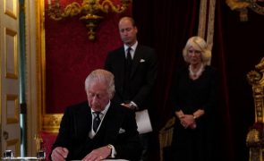 Rei Carlos III - Reduzida e menos extravagante: Revelados novos detalhes da cerimónia de coroação do rei