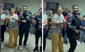 Dolores Aveiro faz dança viral do TikTok