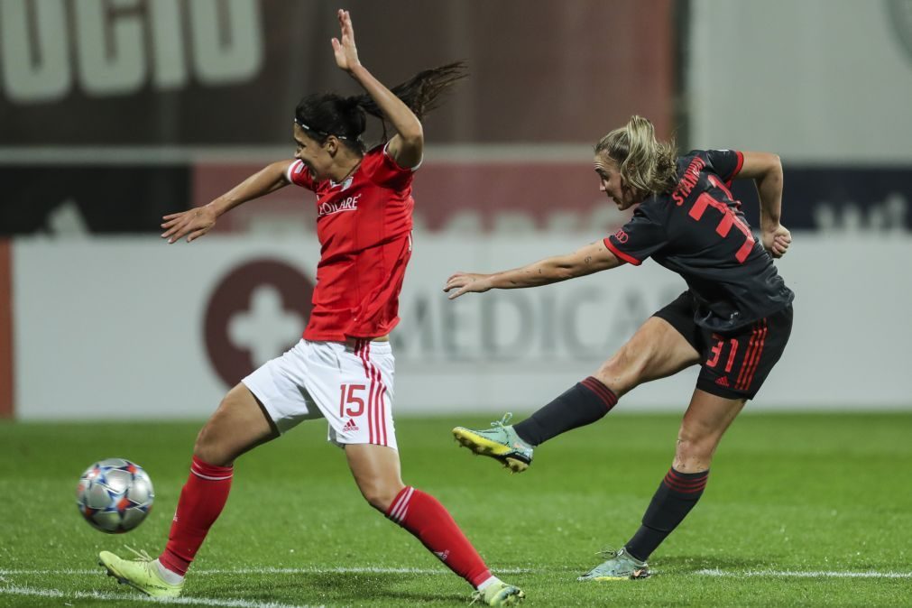 Benfica falha penálti e Bayern marca nos descontos golo do triunfo na 'Champions' feminina
