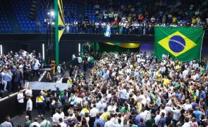 Brasil/Eleições: Famílias e amigos separados numa polarização que não acabará no domingo