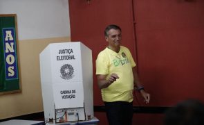 Brasil/Eleições: Bolsonaro lidera com 51,57% com quase 20% das secções de voto já contabilizadas