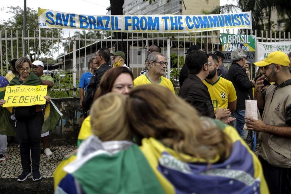 Tiros atingem a sede de um jornal no oeste do Brasil