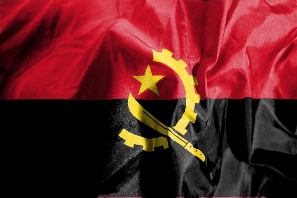 FMI previu recessão de 0,7% em Angola em 2016 e crescimento de 1,5% este ano