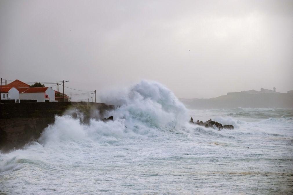 Sete ilhas dos Açores sob aviso amarelo por causa da agitação marítima