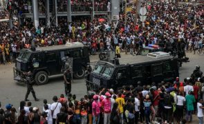 Condenadas 13 pessoas por envolvimento em motim no funeral do kudurista angolano 