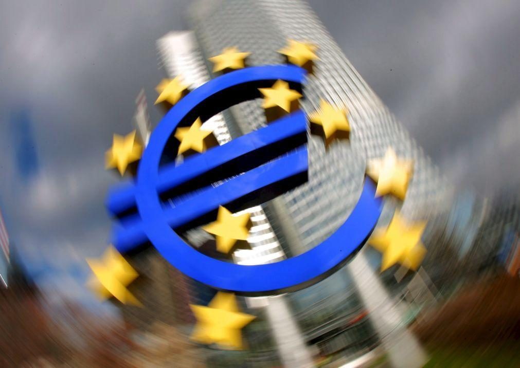 Taxa de inflação anual na zona euro abranda para 10% em novembro