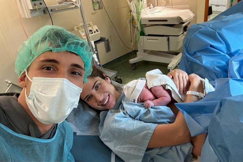 Grimaldo - Já se estreou como pai! As primeiras fotos da filha do jogador do Benfica