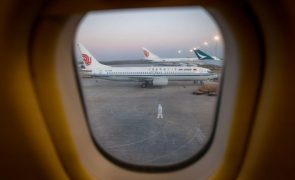 Pesquisa por voos na China dispara 600% após levantamento de medidas