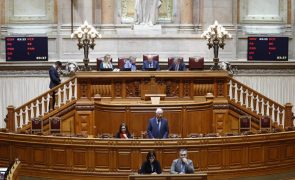 Eutanásia: Parlamento rejeita em definitivo admitir projeto do PSD sobre refendo