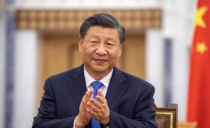 Xi Jinping pede 