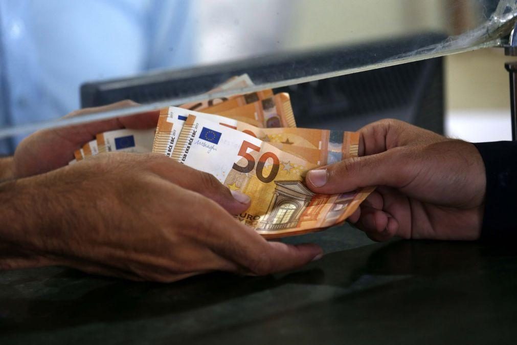 Salário mínimo subiu 22% em Portugal mas em Espanha subiu muito mais