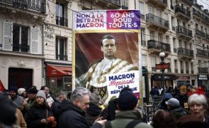 Sindicatos franceses anunciam mais protestos contra o Governo a 31 de janeiro