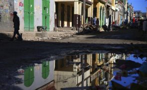Surto de cólera mata 490 pessoas no Haiti desde outubro