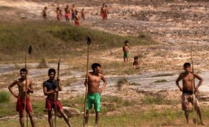 Governo brasileiro diz que atendeu mais de mil pessoas do povo indígena Yanomami