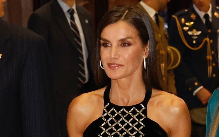 Rainha Letizia - Não recebe aperto de mão de Embaixador do Irão. Saiba porquê