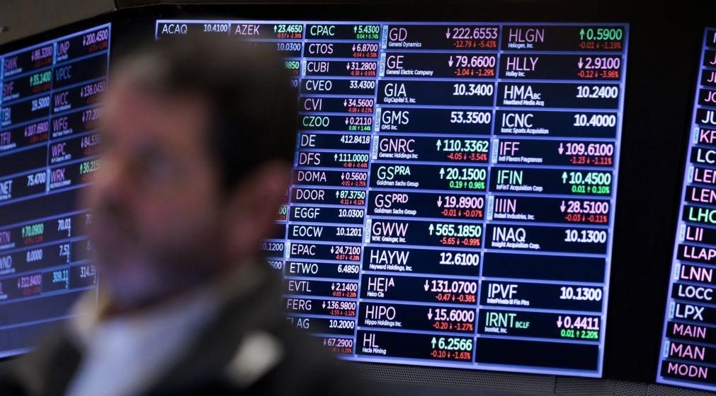 Wall Street fecha em alta convencida de uma aterragem suave da economia dos EUA