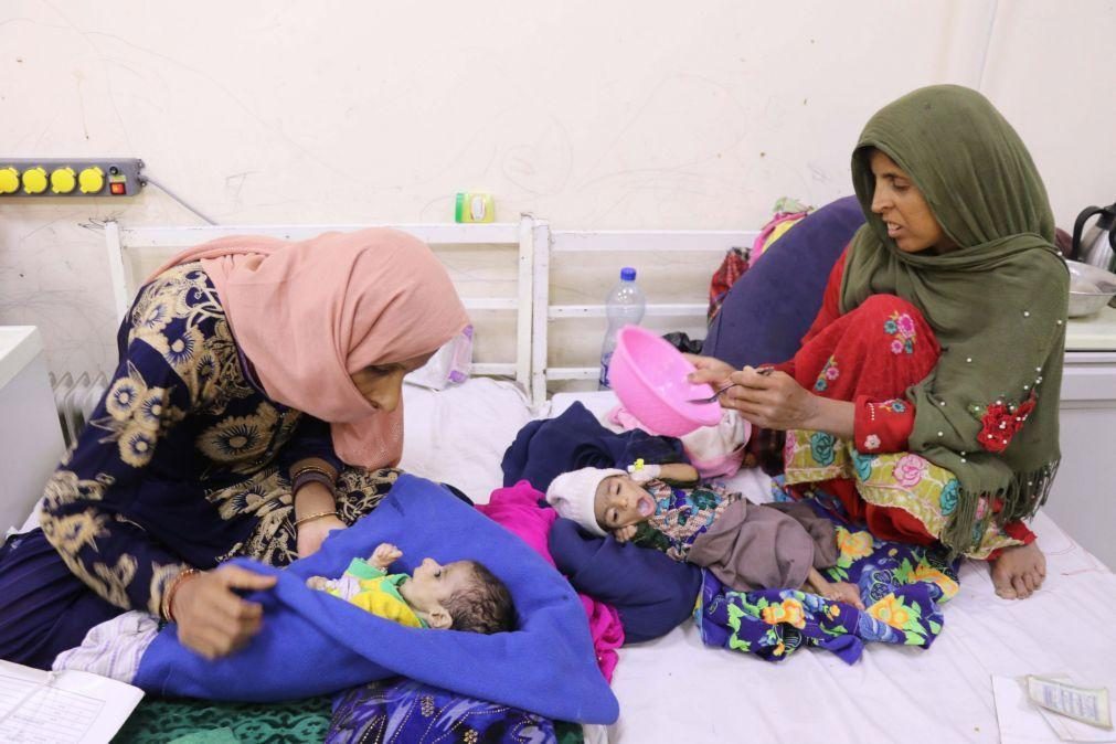 Taxas de desnutrição no Afeganistão atingem níveis recorde