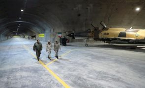 Irão revela existência de nova base aérea subterrânea