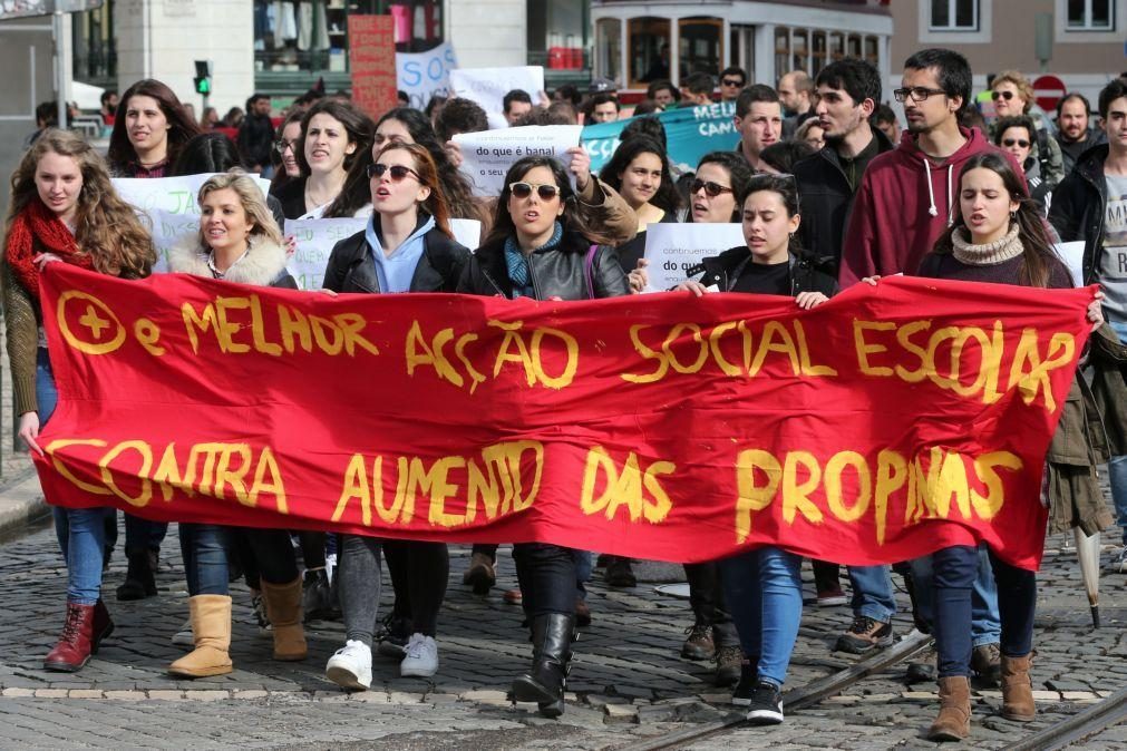 Acesso ao ensino superior público passa a priorizar alunos mais carenciados