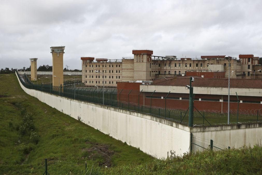 Relatório da OMS indica que Portugal tem apenas 33 médicos para 49 prisões