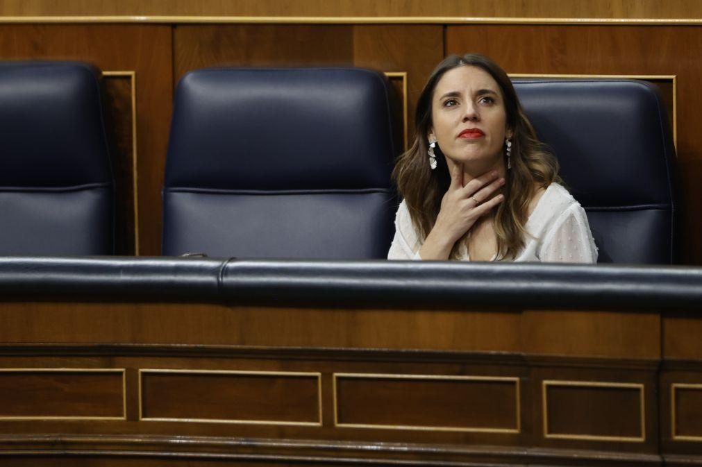 Parlamento espanhol aprova lei que permite mudar de género sem parecer médico