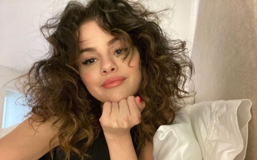 Selena Gomez - Esclarece aumento de peso e garante: “Não sou modelo”