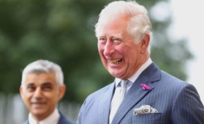 Carlos III - A linha de sucessão ao trono britânico