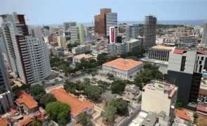 Empresas públicas angolanas vão transformar-se em sociedades anónimas