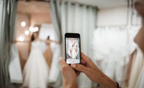 Love Lace, a fábrica ucraniana de vestidos de noiva que se instalou em Guimarães