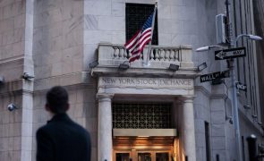 Wall Street sobe graças à aceleração do desemprego