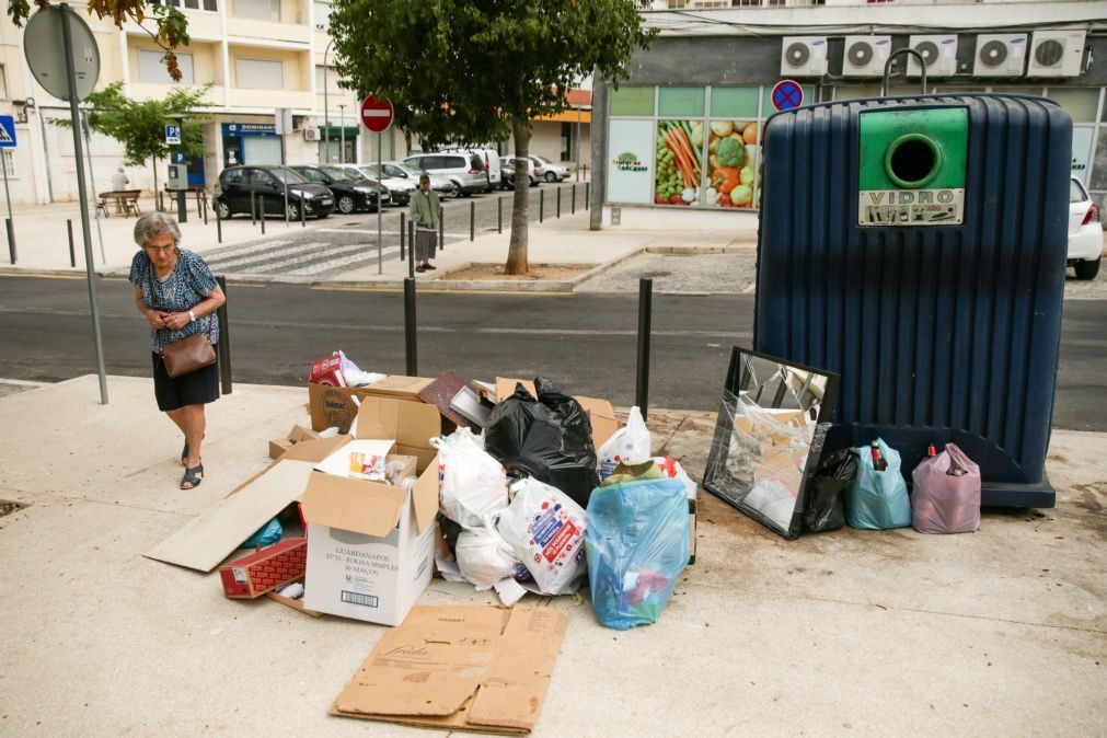 Greve na função pública começa hoje a ter impacto em hospitais e recolha do lixo