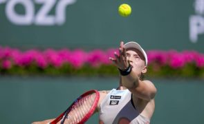 Tenista Elena Rybakina vence número um do mundo e garante final de Indian Wells
