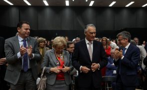Montenegro concorda com Cavaco na crítica 